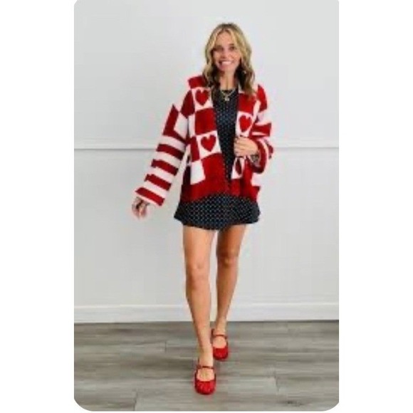 BIBI Red White Heart Checkered Valentine Oversized Cardigan Sweater Medium NWT - Picture 2 of 6